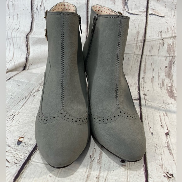 BAIT FOOTWEAR Retro Style Wingtip Booties Gray-9 - Picture 4 of 7